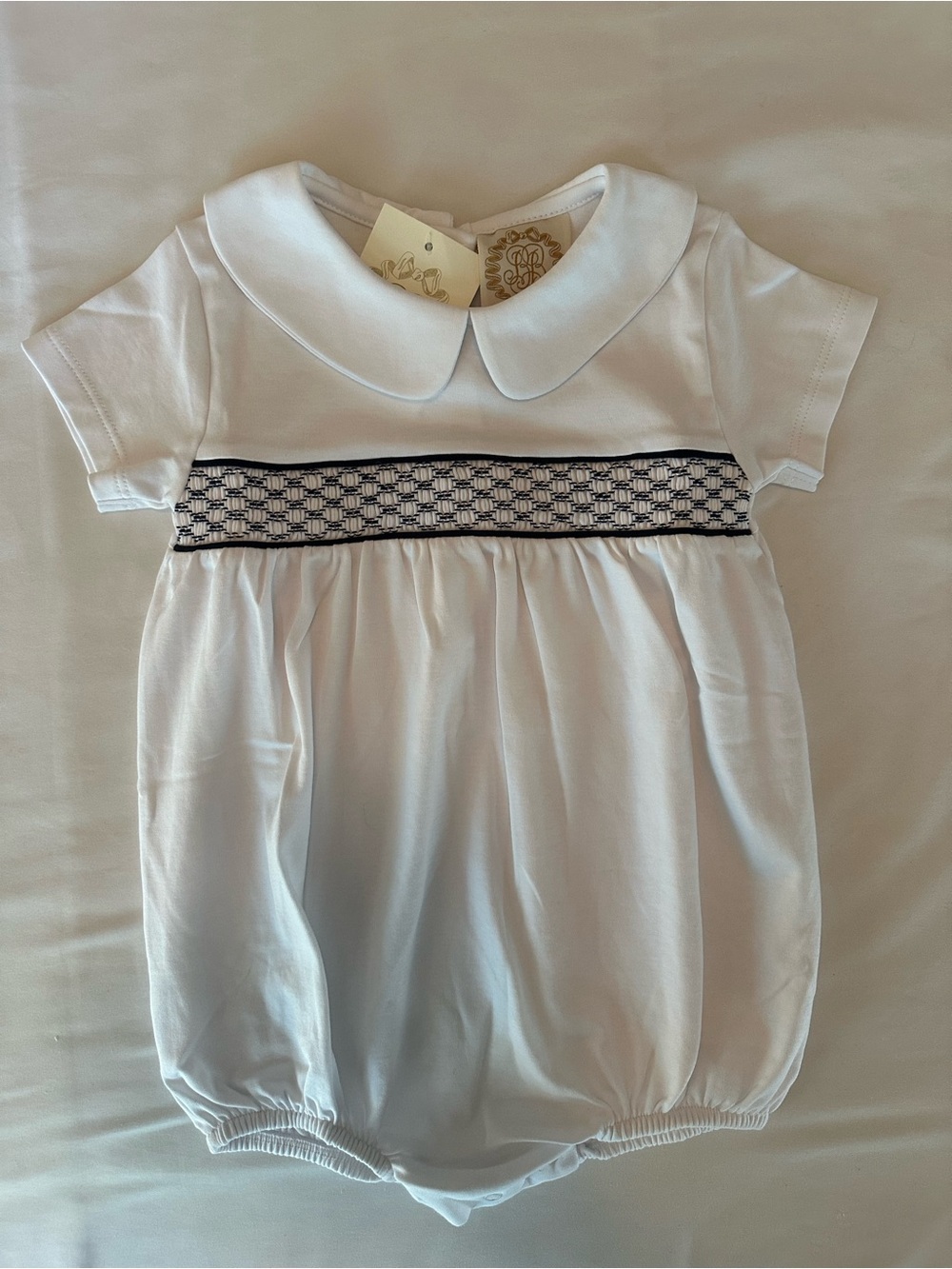 The Beaufort Bonnet Company White Banbury Bubble with Navy Smocking